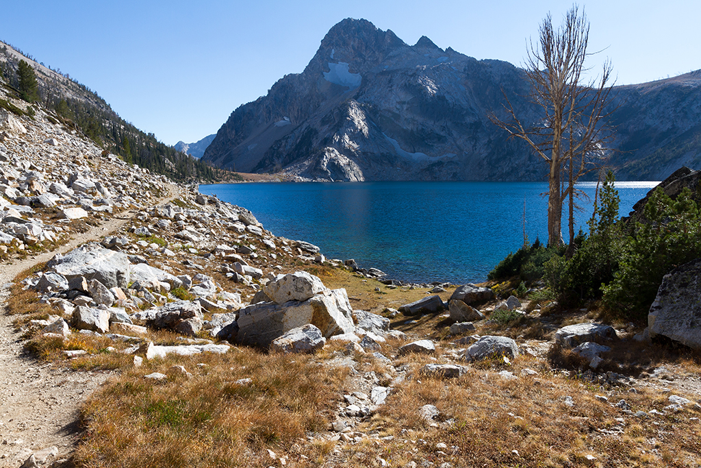 10-01 - 07.jpg - Sawtooth Lake, ID